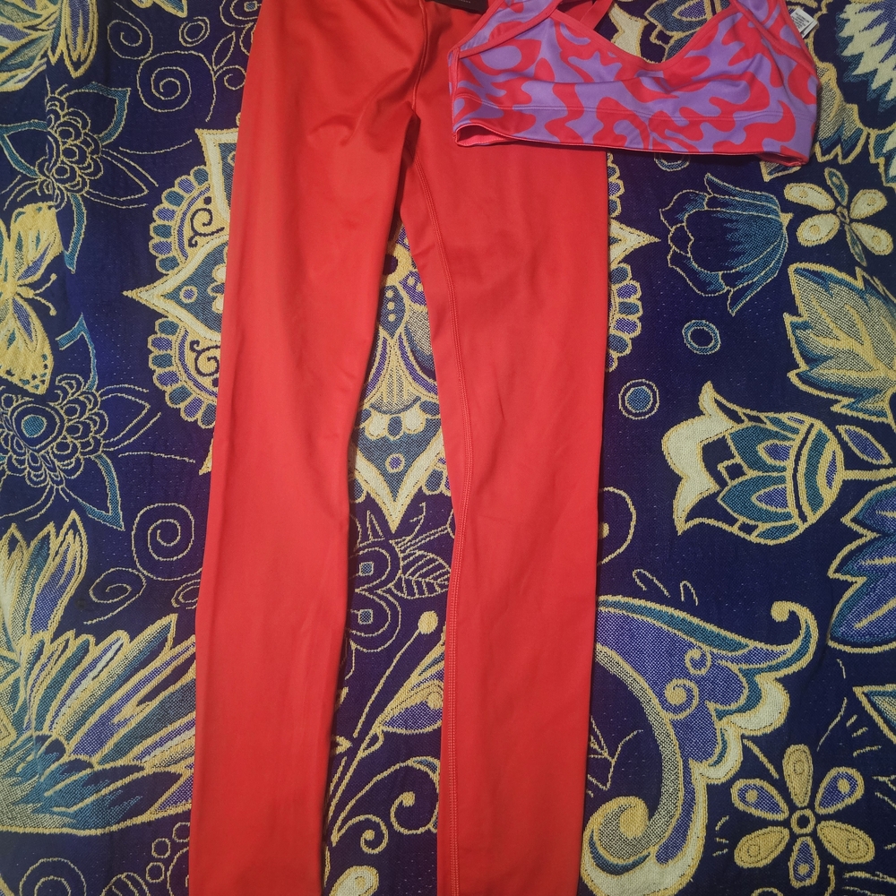Savage X Fenty Red Leggings and Pink Sports Bra Set